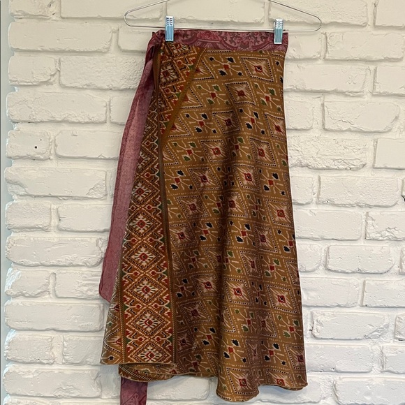 Vintage Dresses & Skirts - Vintage Multicolor A-Line Skirt